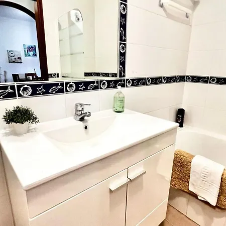 Apartment Flat 150 Mt With Garage Portimao